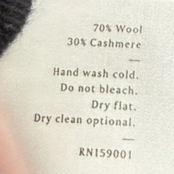 EVERYBODY & EVERYONE Cashmere/ Wool Blend V-Neck Sweater Size 16 Black - NWT - Picture 7 of 9